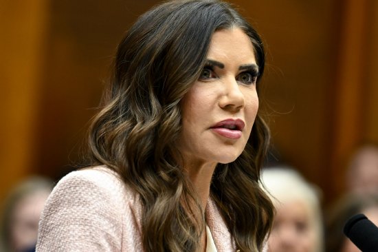 3月6日外盘头条：特朗普解职国土安全部长诺姆 Anthropic被控对美国供应链构成风险 美联储面临的前景或改变  第3张