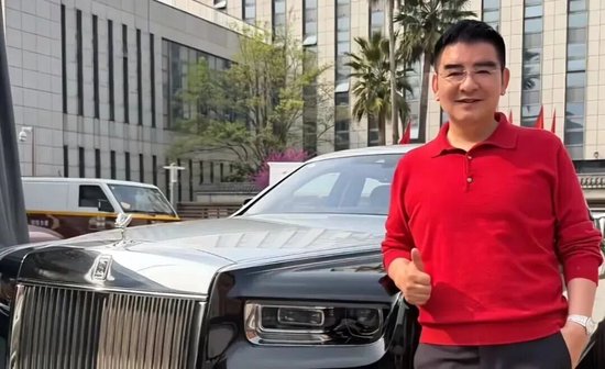 社死现场曝光！陈光标蹭张雪机车“一战封神”流量被打脸，拍马屁拍到了马腿上  第1张