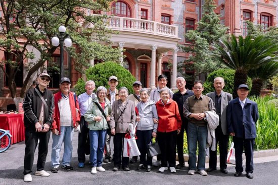 上海交通大学校友代表陈光明：校训精神已深入骨髓  第31张