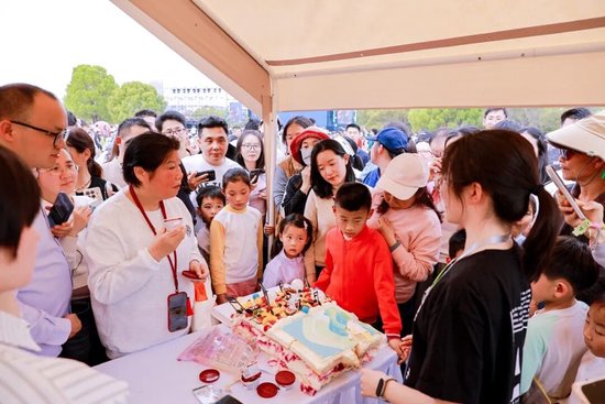 上海交通大学校友代表陈光明：校训精神已深入骨髓  第67张