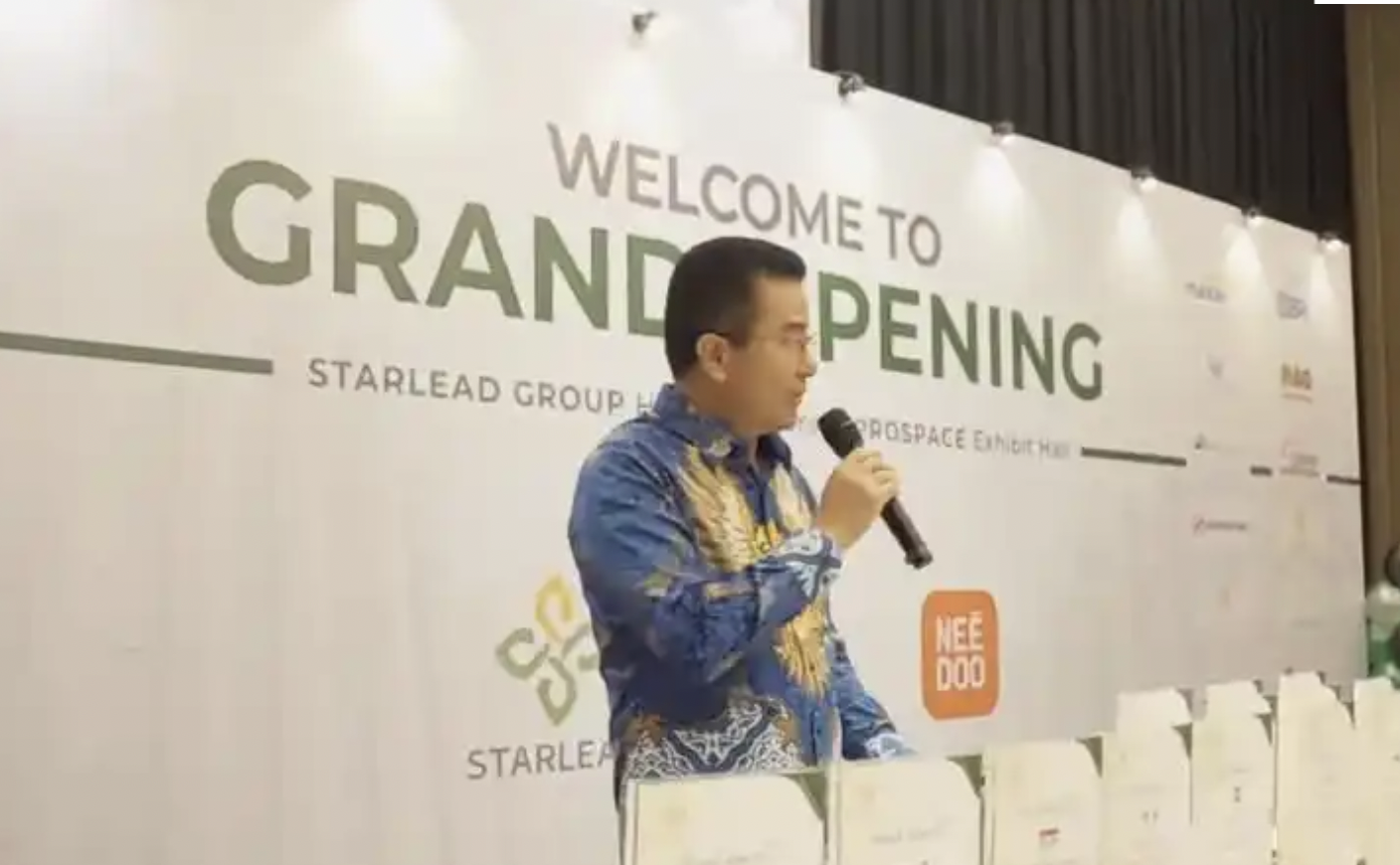 消失8年，金立创始人刘立荣现身印尼卖家具  第1张