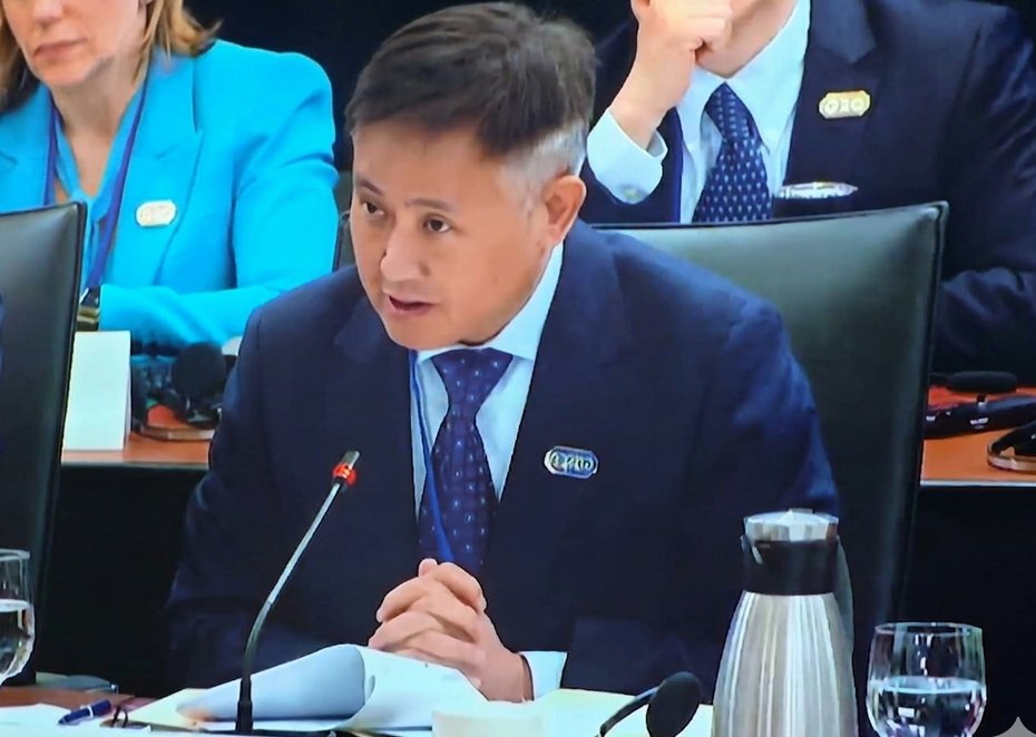 潘功胜：中国经济稳中向好、结构优化，将实施好适度宽松的货币政策  第1张