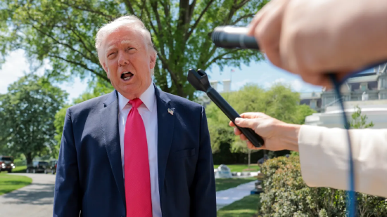 特朗普称伊朗将无限期暂停核计划 德黑兰不会获得被冻结的资金  第1张